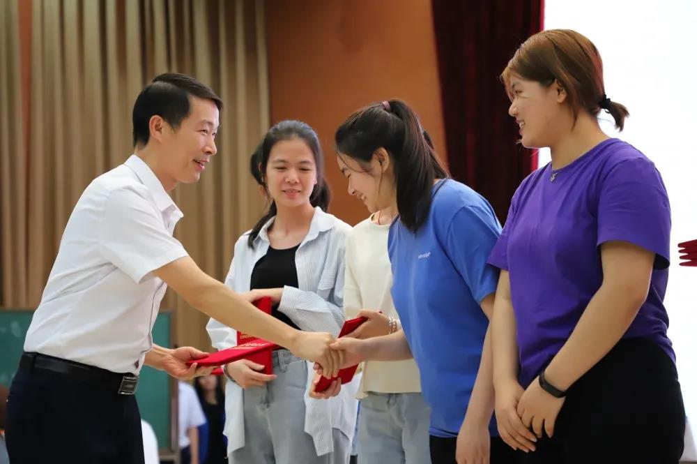 说明: 微信图片_20210601093403